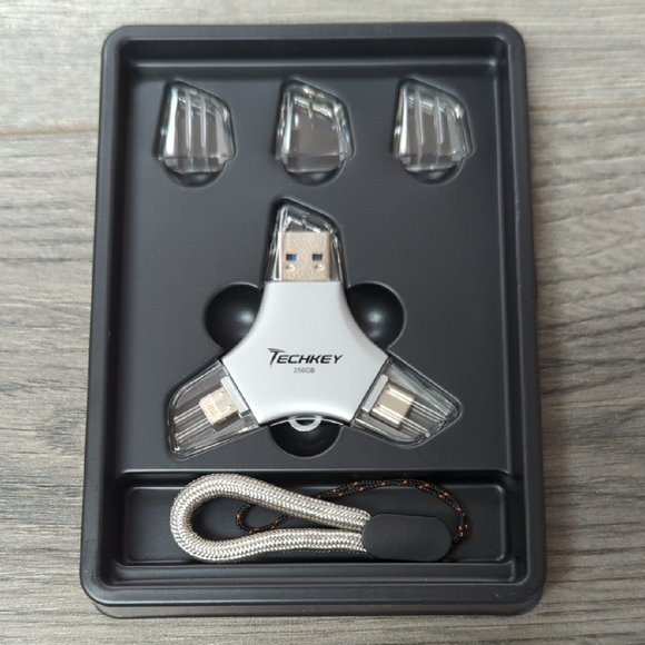techkey Other - Techkey 3.0 256GB 3-in-1 Flash Drive
